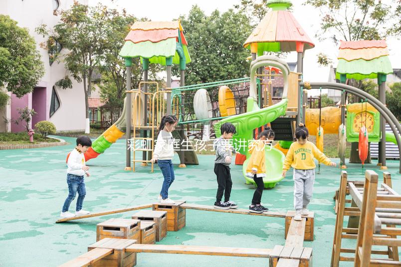 彩虹家庭生孩子要講究方法，不同基因組合將影響寶寶膚色